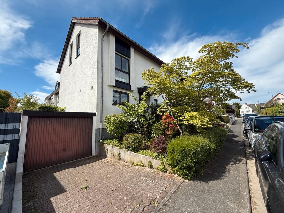 Thumbnail-Attraktive Doppelhaushälfte in Bestlage von Oberursel-Oberstedten