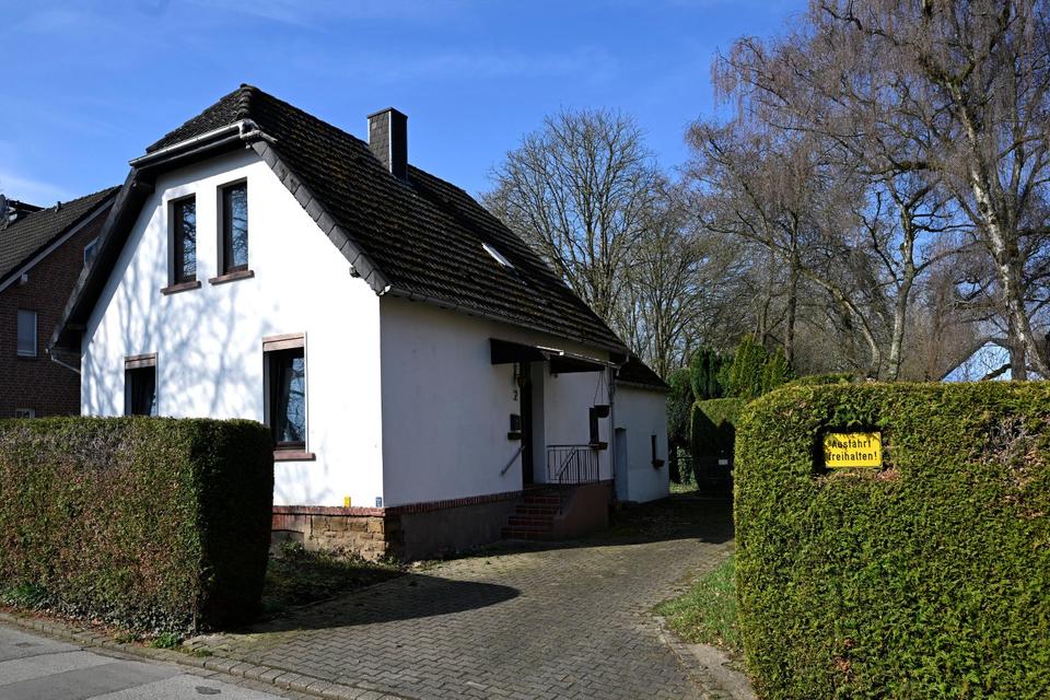 Thumbnail-Provisionsfrei: Grundstück DO-Holzen mit Altbestand + MFH Planung