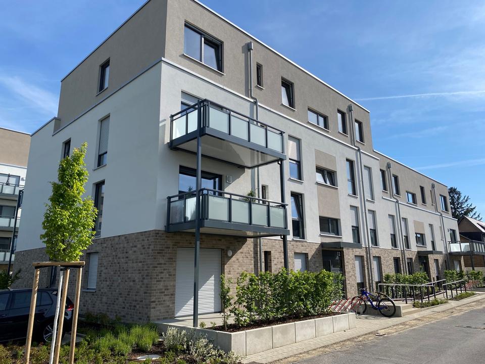 Thumbnail-+++ TOP-MODERNE PENTHOUSEWOHNUNG 95.5 qm, AUFZUG u. Tiefgarage, direkt am RHEIN-MAAS KLINIKUM +++