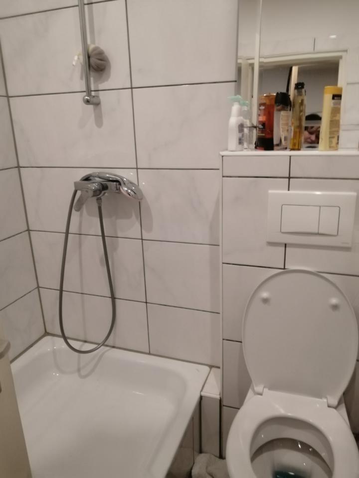 Thumbnail-Zimmer zu Vermieten von 2 Zimmer Wohnung -für 1 Person - WG