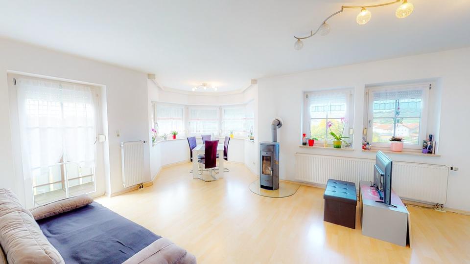 Thumbnail-Maisonette-Wohnung mit Traumblick & 2 Balkonen in ruhiger Lage