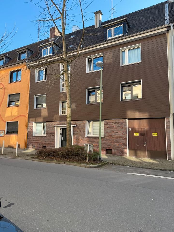 Thumbnail-Mehrfamilienhaus mit 6 Wohnheiten 4 Garage 1 Stellplatz