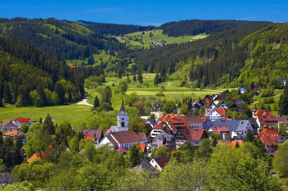Thumbnail-Charmante 3-Zimmer-Dachgeschosswohnung mit viel Licht und Flair