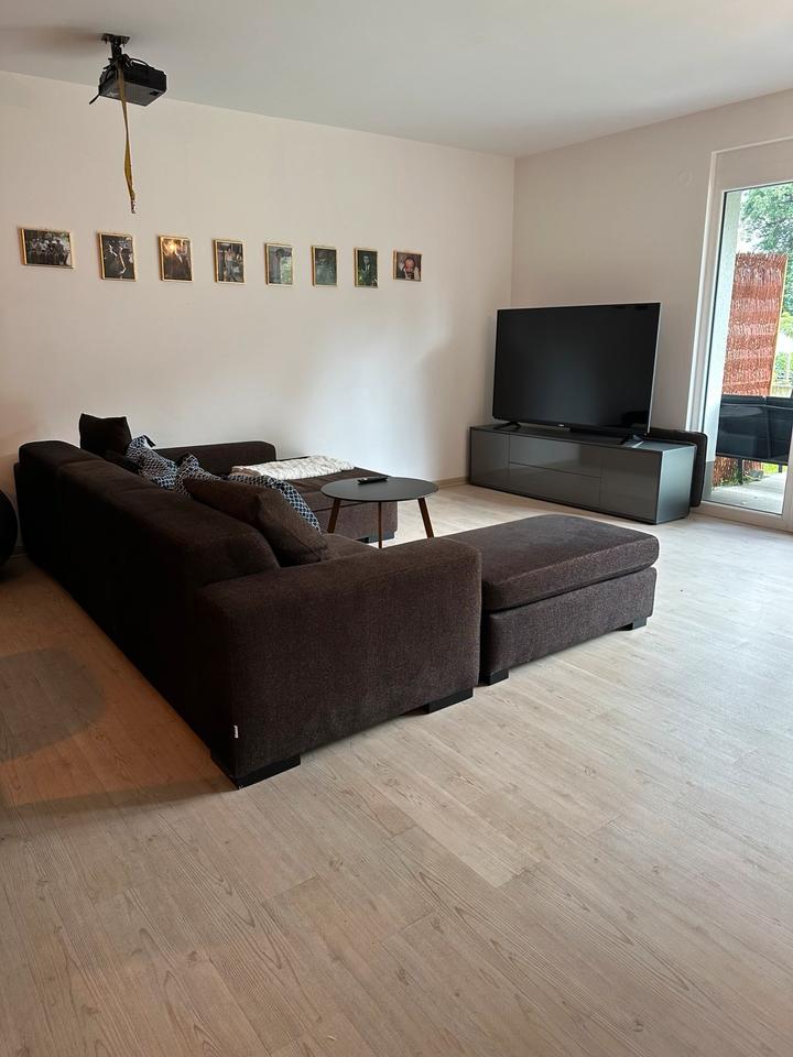 Thumbnail-Möblierte 2 Zimmer Wohnung mit Terasse zur Untermiete