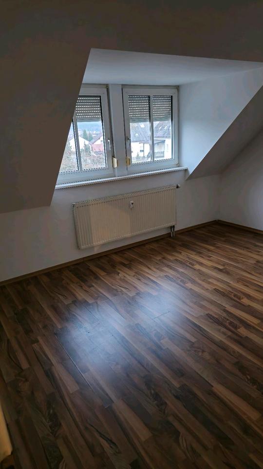 Thumbnail-3 Zimmer DG Wohnung; Balkon; Tiefgaragenstellplatz in Maxhütte