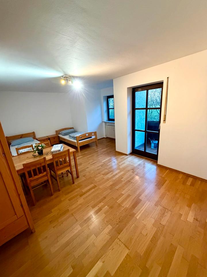 Thumbnail-2- Zimmer Wohnung, Neufahrn bis 4 Per.|WLAN|Parklplatz|WG|Privat