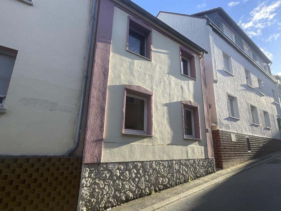 Thumbnail-Charmantes 5-Zimmer-Haus in Mainz Weisenau *Provisionsfrei*