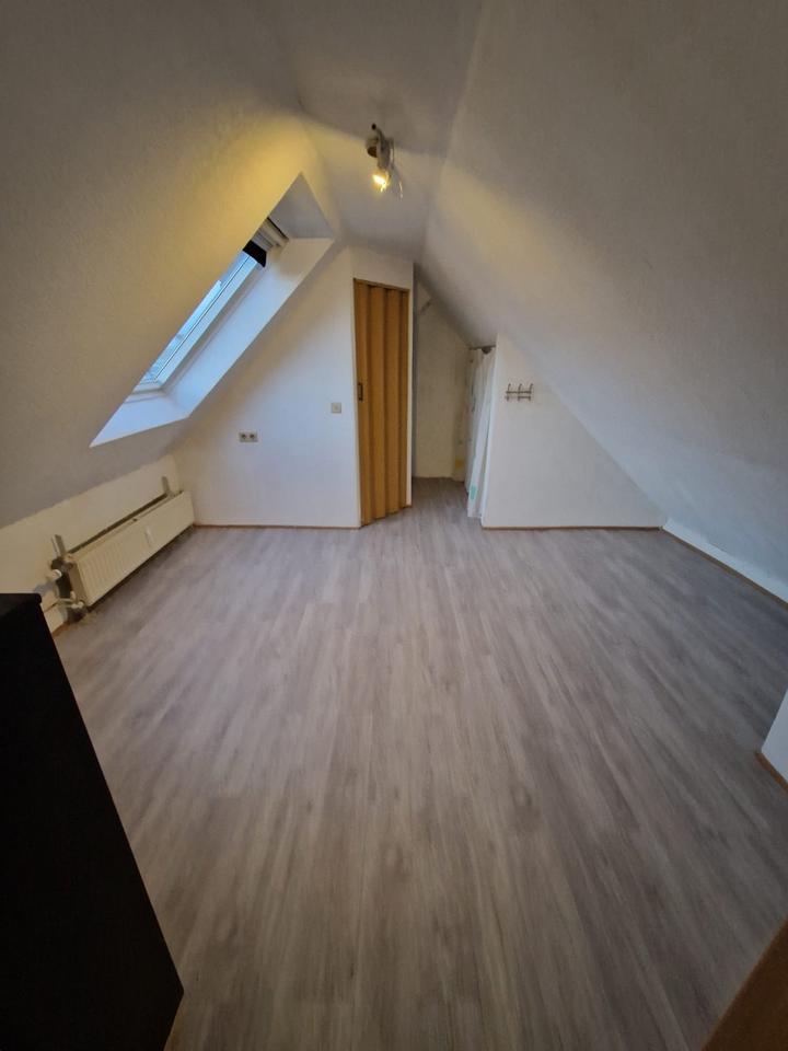 Thumbnail-1 Zimmer WG FREI ab März - Männer WG