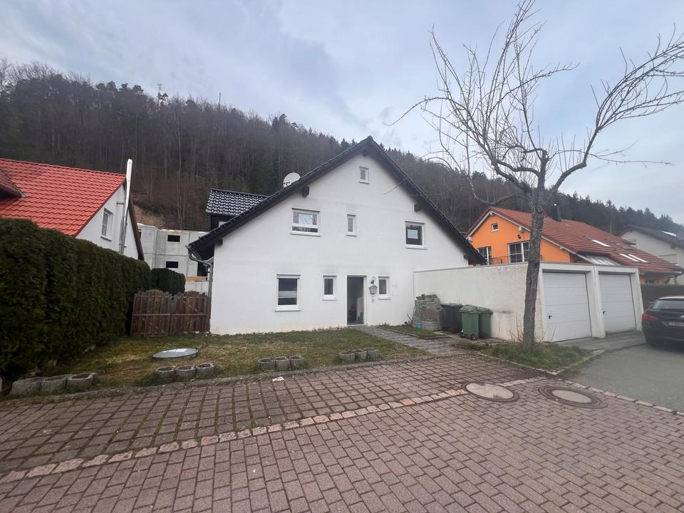 Thumbnail-Vielseitiges 2-FH in ruhiger Sonnenlage von Nagold-Gündringen
