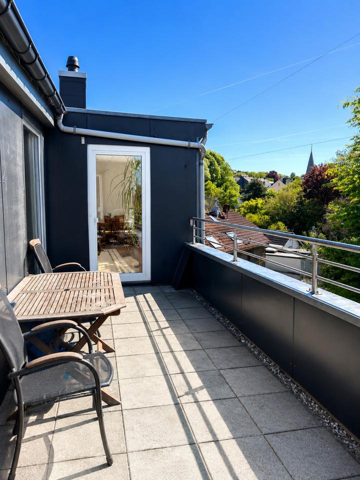 Thumbnail-Modernisierte 90 m² Wohnung mit Südwest-Terrasse