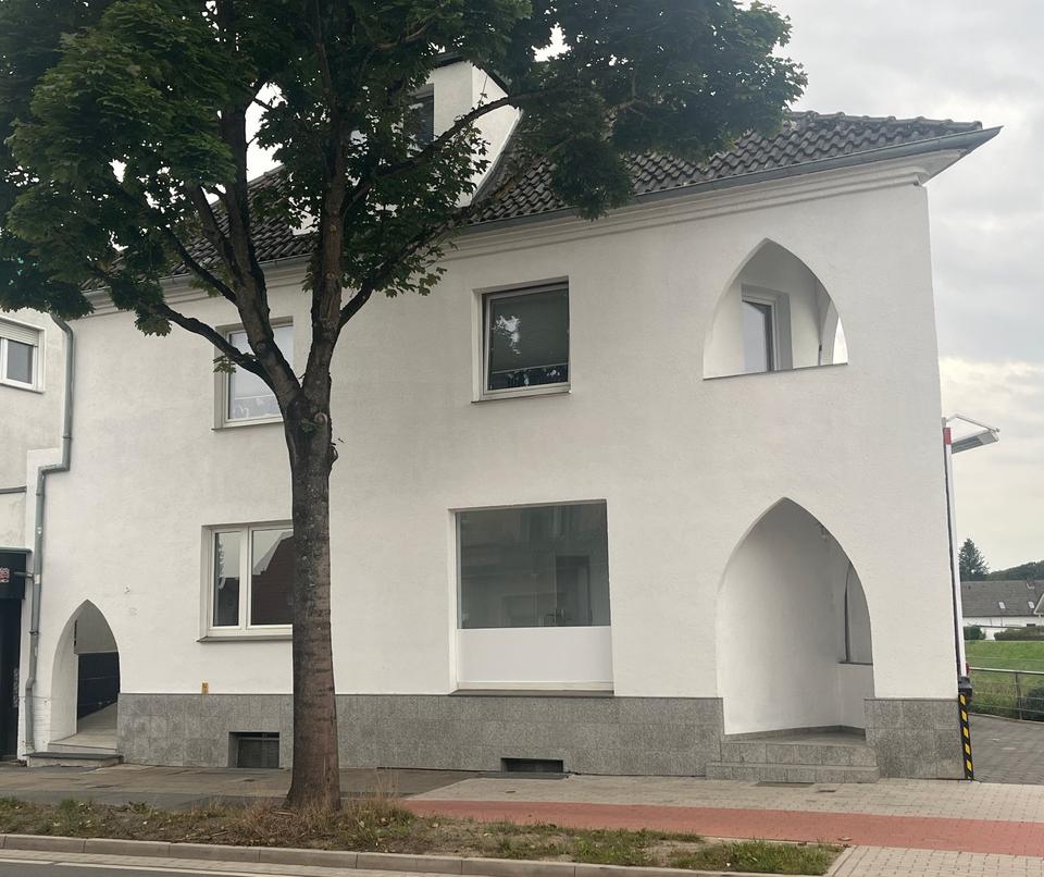 Thumbnail-Zweifamilienhaus in zentraler Lage