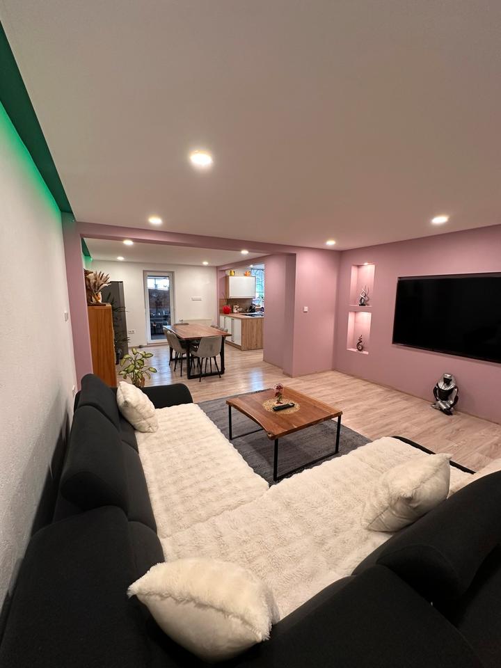 Thumbnail-Schōne Haus steht zum verkaufen