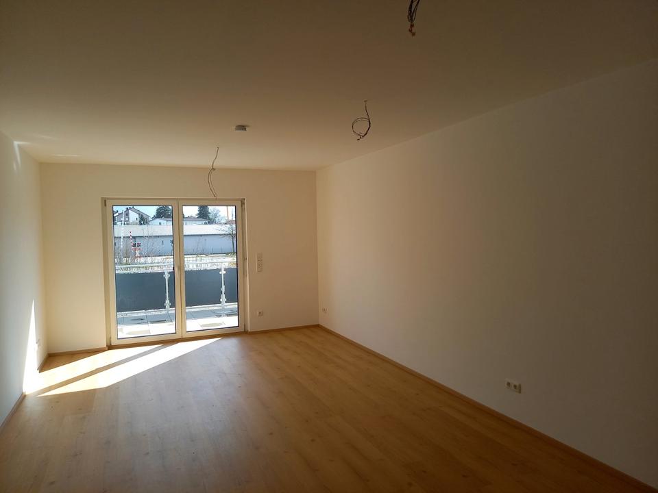 Thumbnail-Pocking, Erstbezug, 3-Zimmer Mietwohnung, 2x Stellplatz