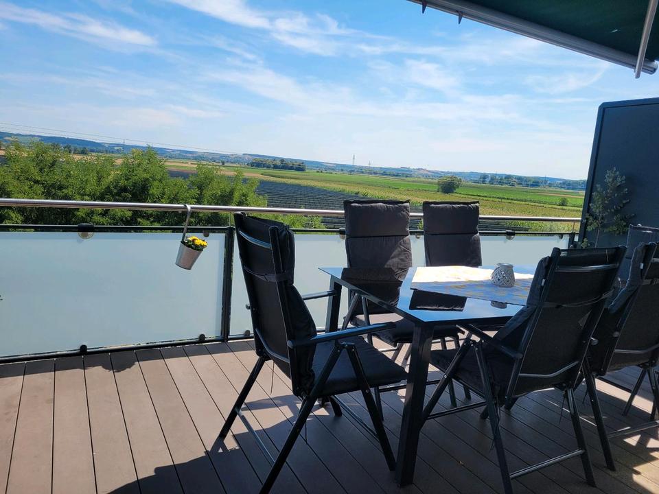 Thumbnail-Hochwertige 3 - Zimmer Wohnung mit traumhafter Aussicht