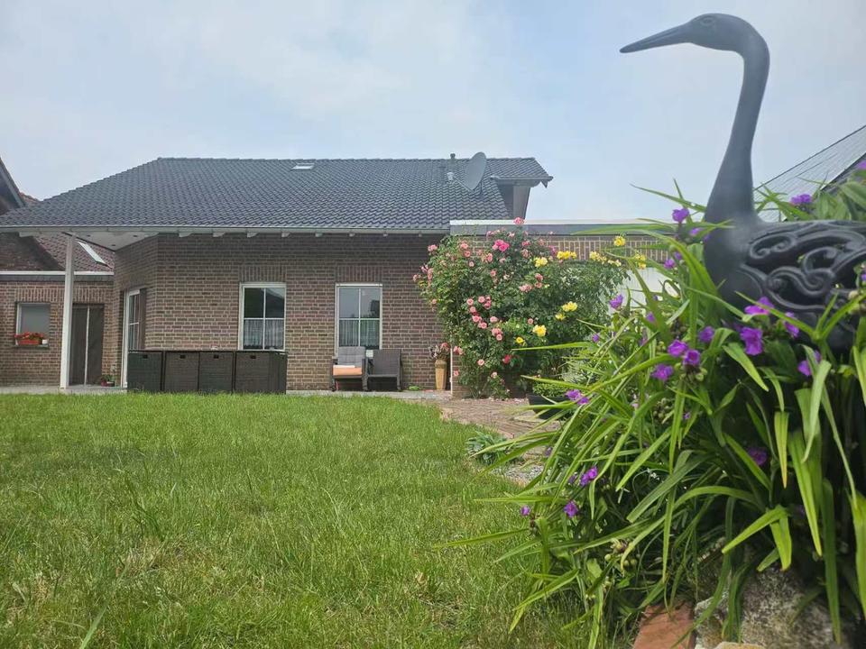 Thumbnail-Gepflegtes EFH mit traumhaftem Garten in Birgden