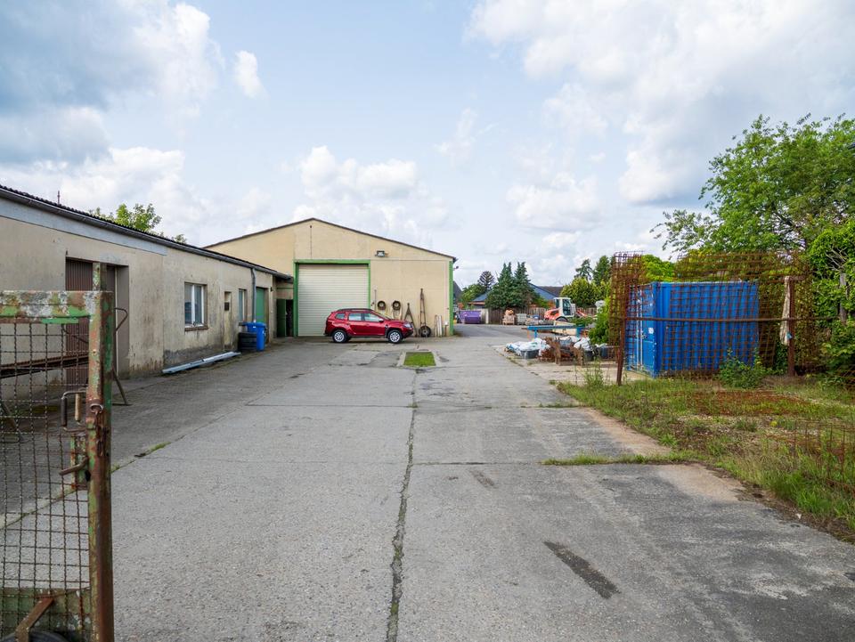 Thumbnail-68m² Lagerfläche Garage | für Autos - Ecommerce - Handwerk - Selfstorage - Landwirtschaft