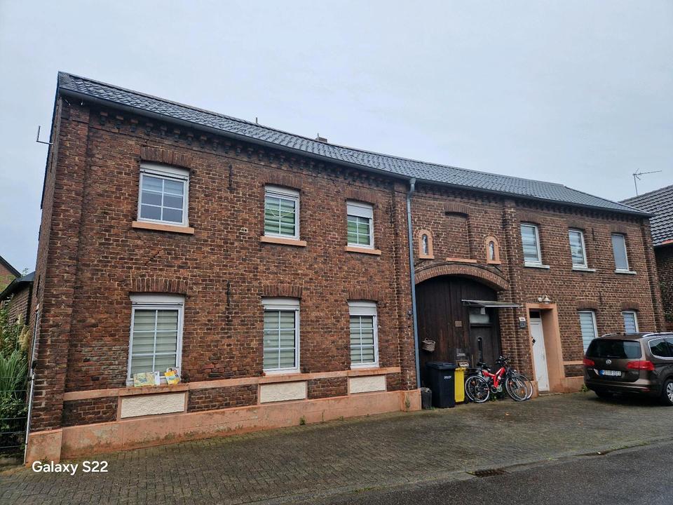 Thumbnail-freistehendes Haus für Handwerker in Erkelenz Houverath