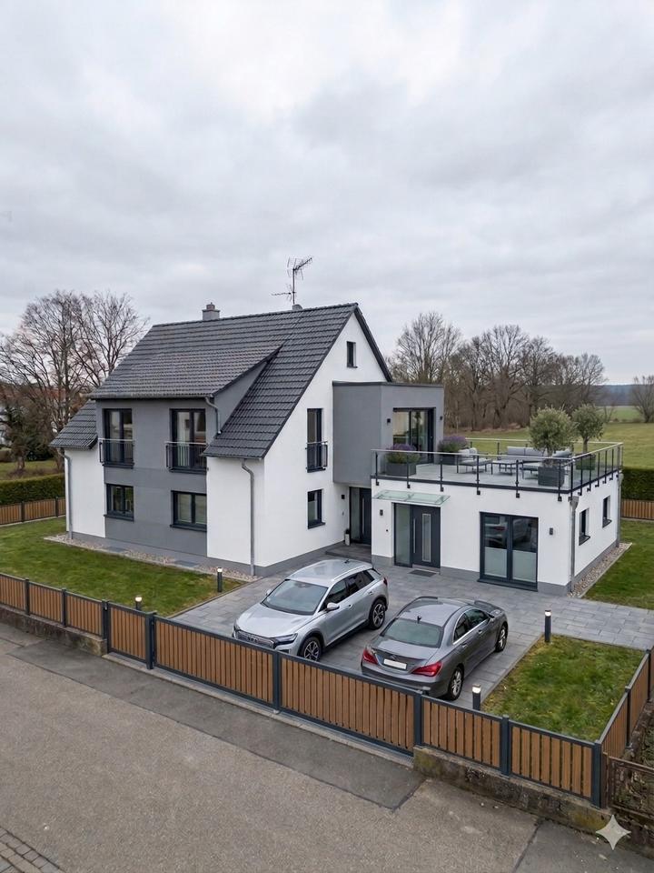 Thumbnail-Kernsaniertes Dreifamilienhaus