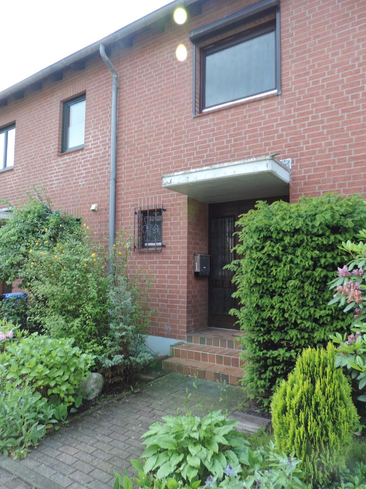 Thumbnail-Reihenhaus in Appen 160m2 WFL mit Keller, Garage ab 1.9.2026