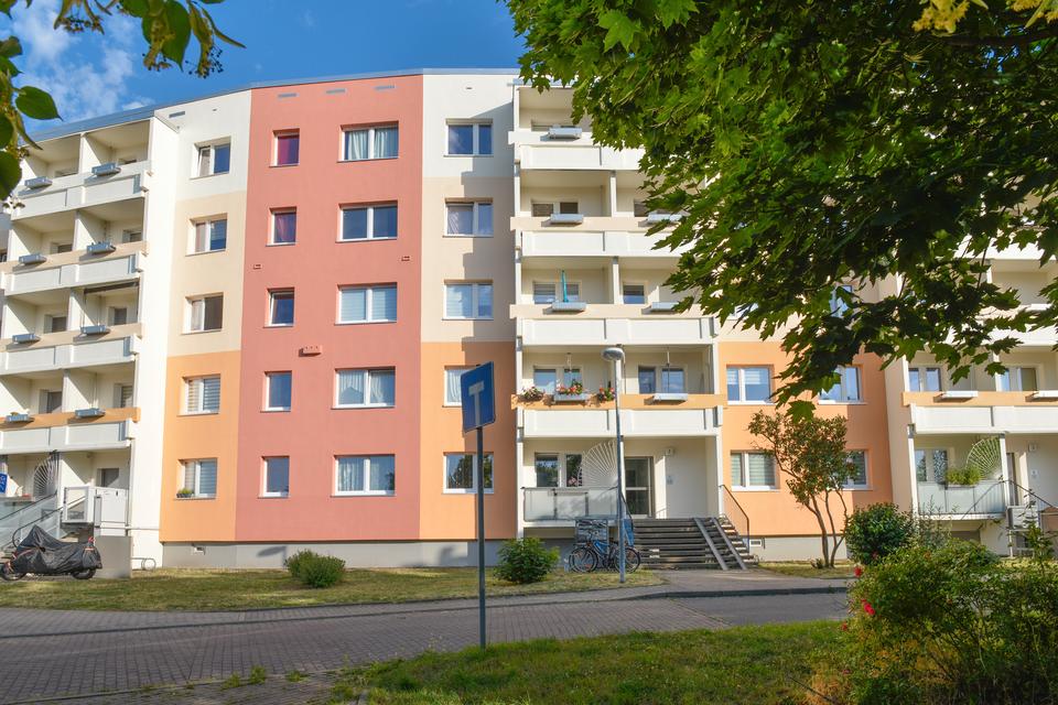 Thumbnail-Hier wird Ihr sanierter 2-Raum-Traum wahr!