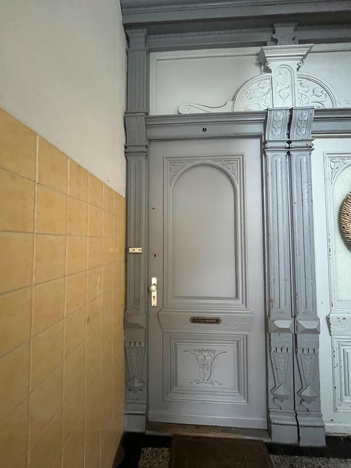 Thumbnail-Wunderschöne Altbauwohnung frei!