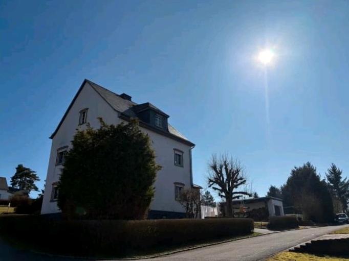 Thumbnail-Charmantes Einfamilienhaus mit wundervollem Garten in Hausbay