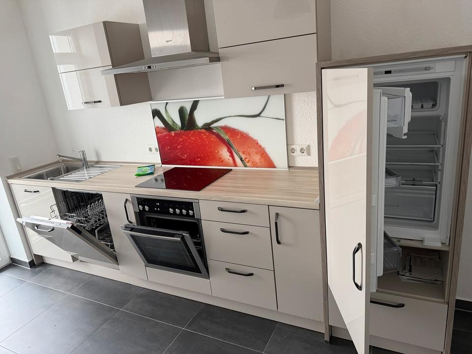 Thumbnail-2 Raumwohnung mit Balkon und Einbauküche - rollstuhlgerecht