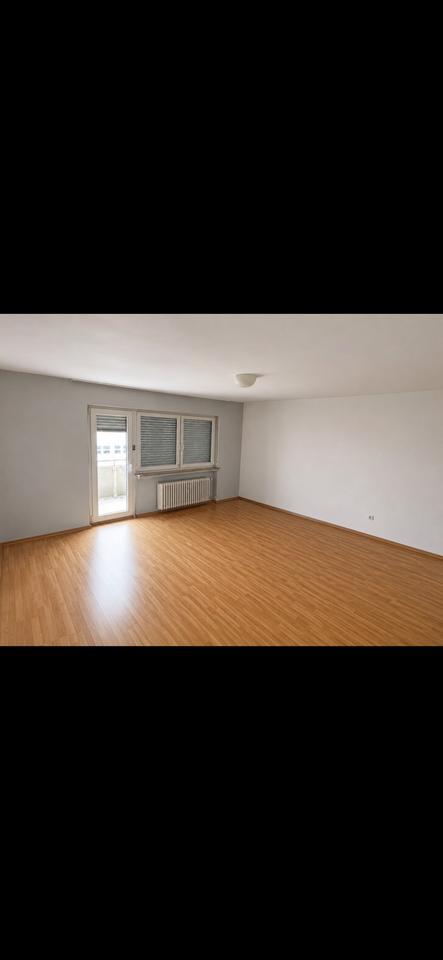 Thumbnail-Großzügige 5-Zimmer-Wohnung direkt am Neustädter Tor ideal für WG
