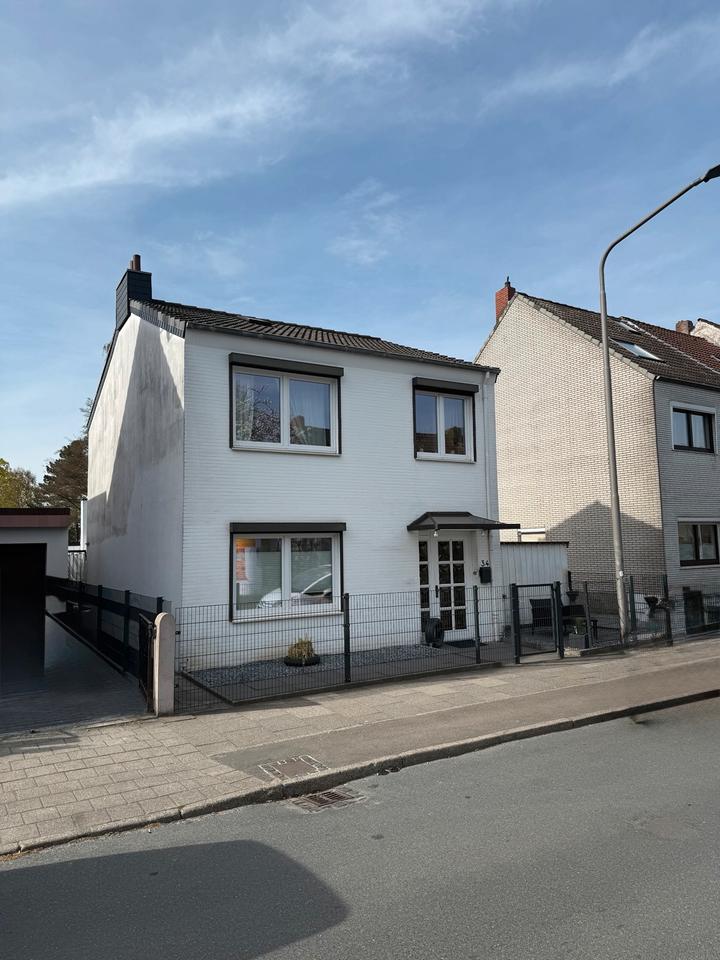 Thumbnail-Wohnhaus mit 10 Garagen – vollvermietet – provisionsfrei