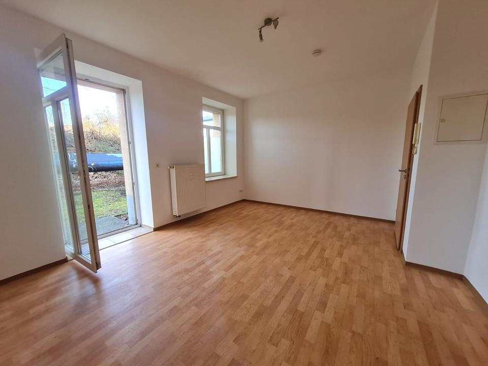 Thumbnail-1 Zimmer für Pflegebedürftige mit Bad und Zugang zum Garten