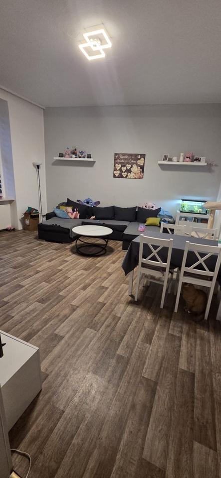 Thumbnail-Helle 3 Zimmer Wohnung auf dem Rott in Trassennähe