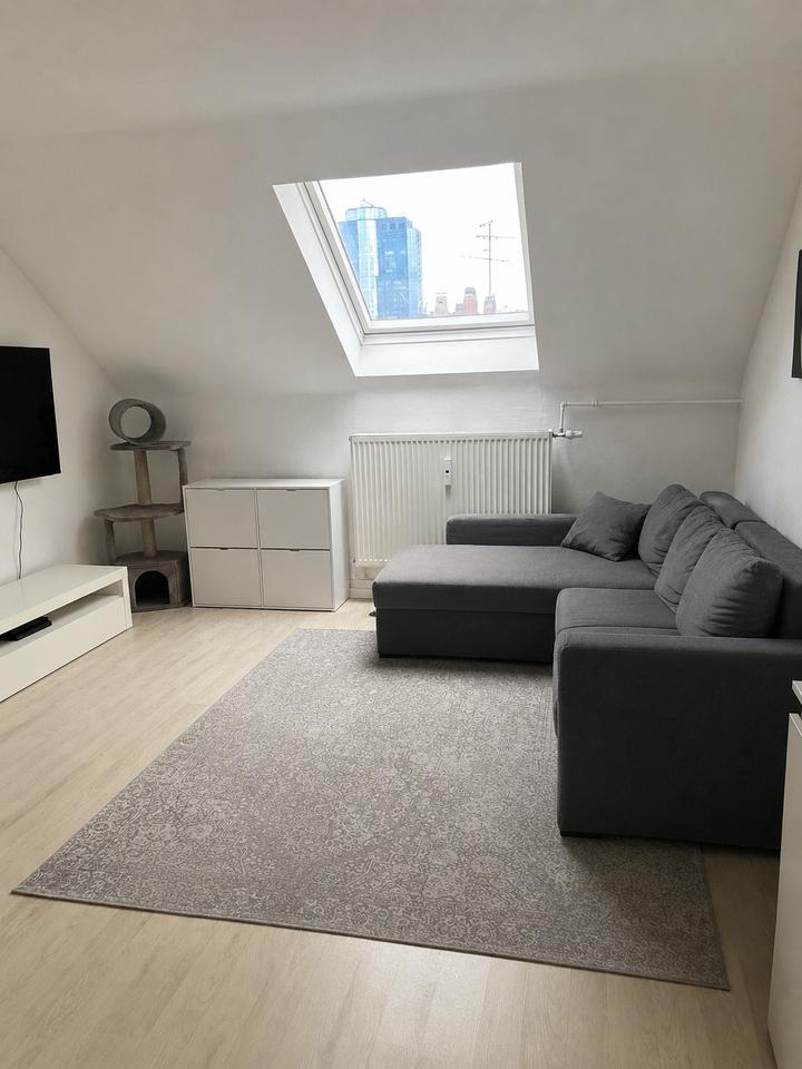 Thumbnail-2-Zimmer-Dachgeschosswohnung im Nordend (50 m²)