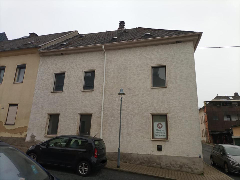 Thumbnail-Mehrfamillienhaus in Zöblitz zu Verkaufen