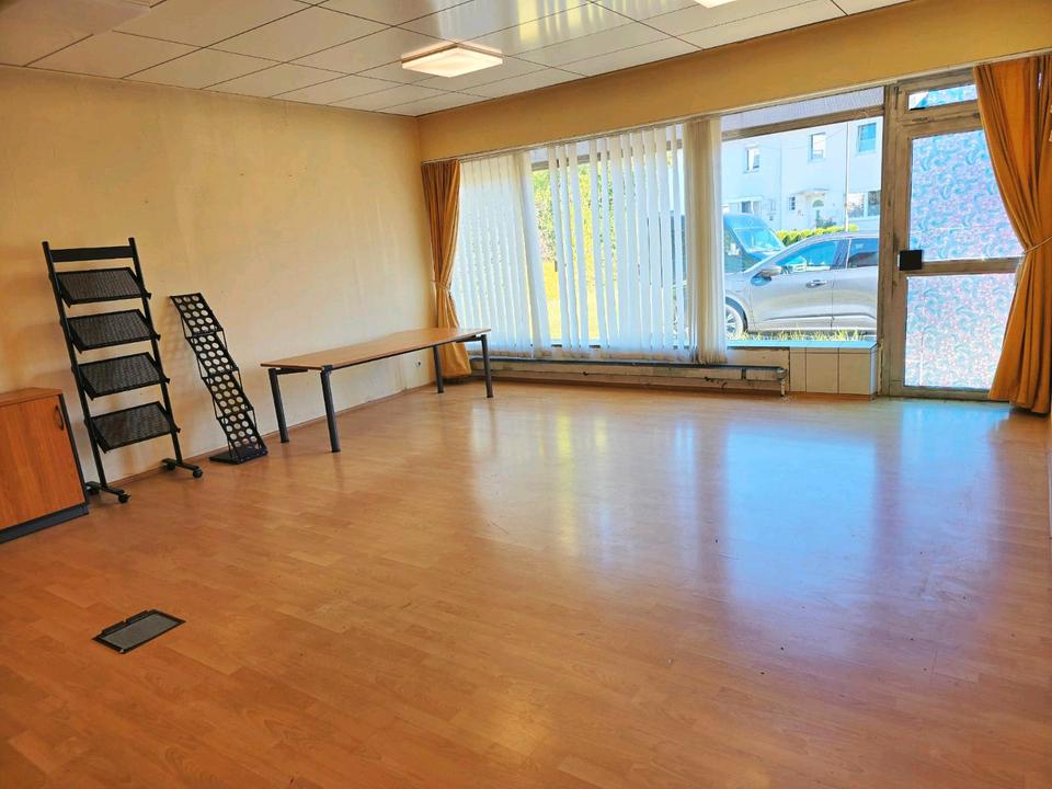 Thumbnail-Büro und Praxisfläche