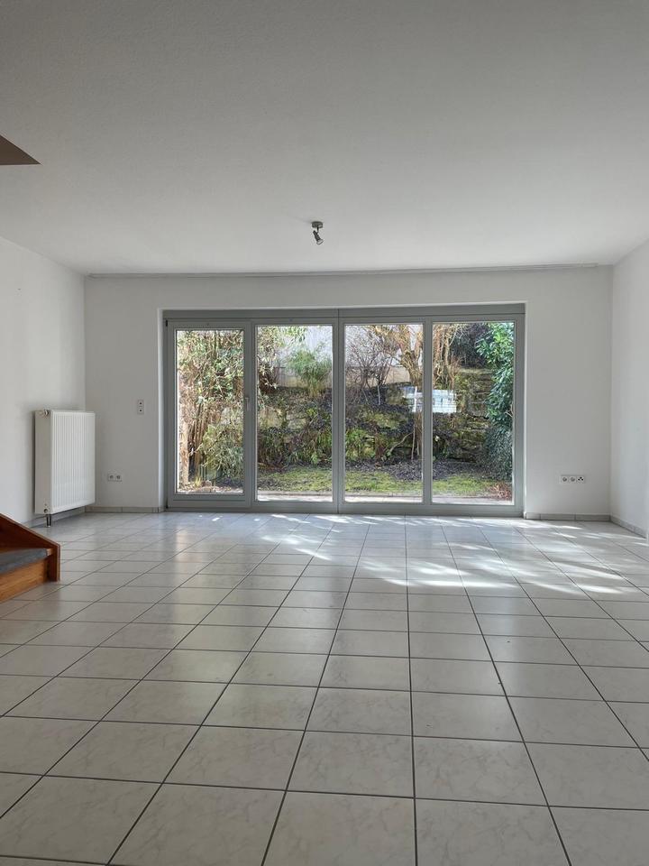 Thumbnail-gepflegtes Reihenmittelhaus zentral Rottenburg Terasse Garten