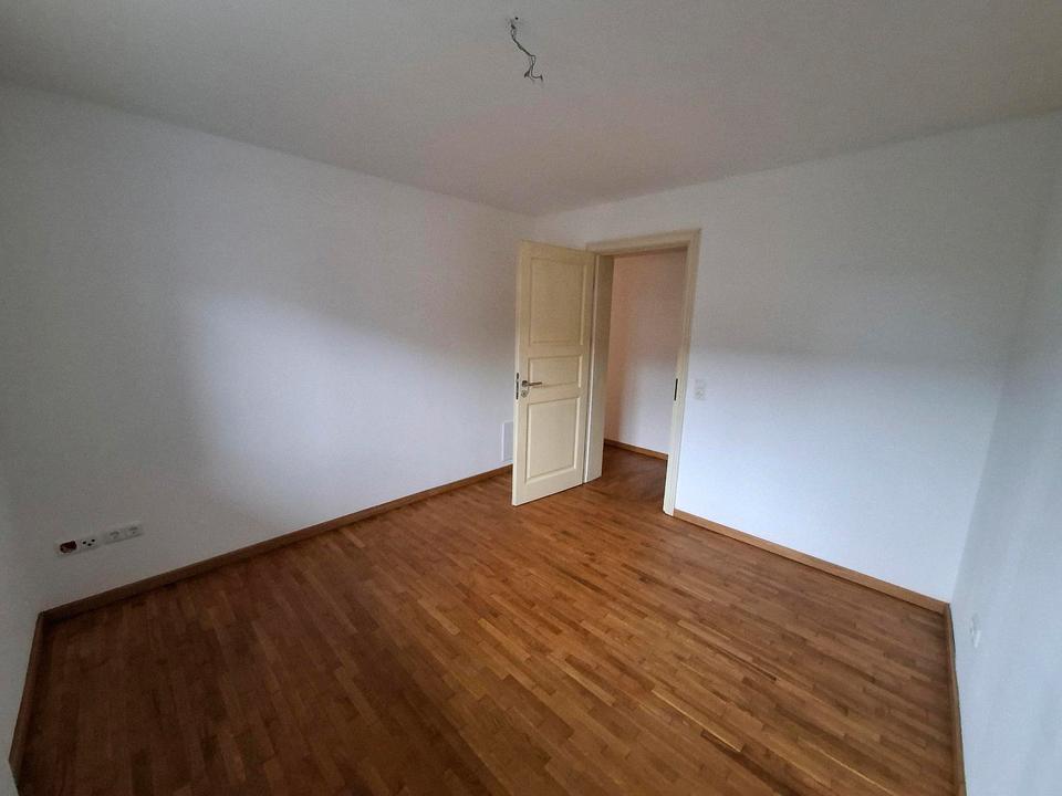 Thumbnail-zentral und ruhig - 3 Zimmer Wohnung WG