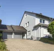 Thumbnail-Moderne 3-Zimmer-OG Wohnung mit Balkon und Einbauküche in ruhiger