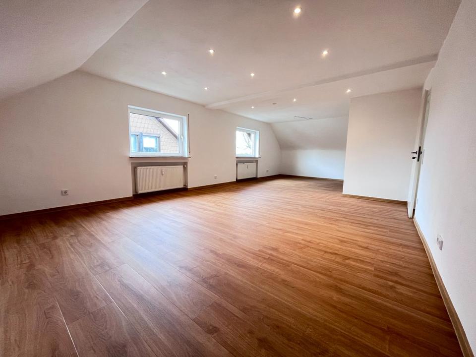 Thumbnail-3-Zimmer-Wohnung in F-Kalbach - Erstbezug nach der Renovierung