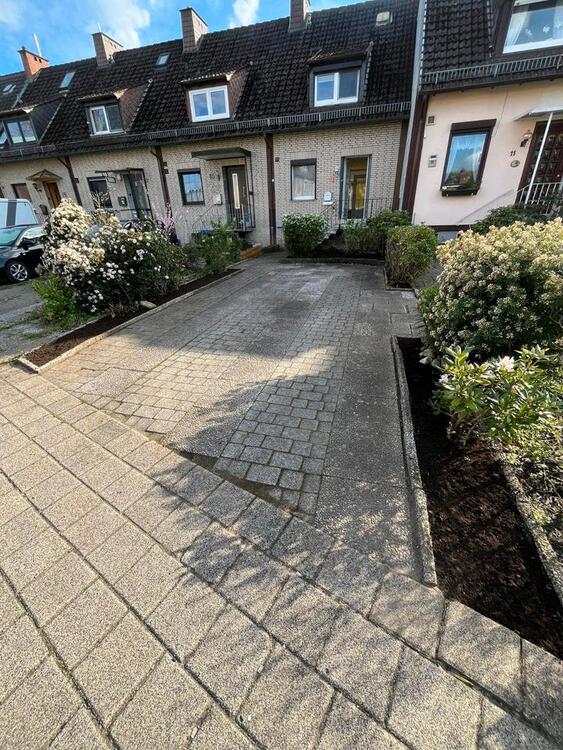 Thumbnail-Von privat, Reihenhaus in Kattenesch, 2 komplett neue Badezimmer