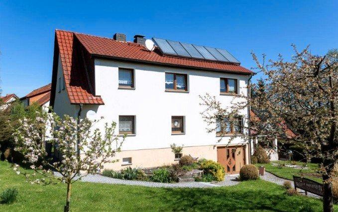 Thumbnail-Einfamilienhaus mit Garten