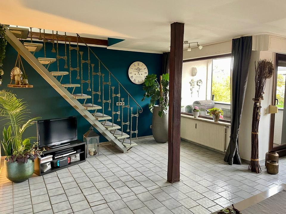 Thumbnail-Helle 3-Zimmer-Maisonettewohnung (80 m²) mit Balkon