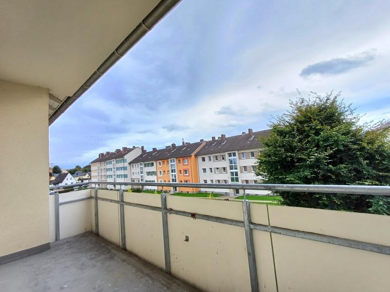 Thumbnail-MIt gepflegten und weitlaüfigen Grünanlagen