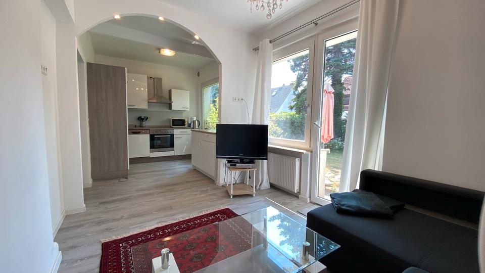 Thumbnail-Möblierte Erdgeschosswohnung mit Garten in guter Lage