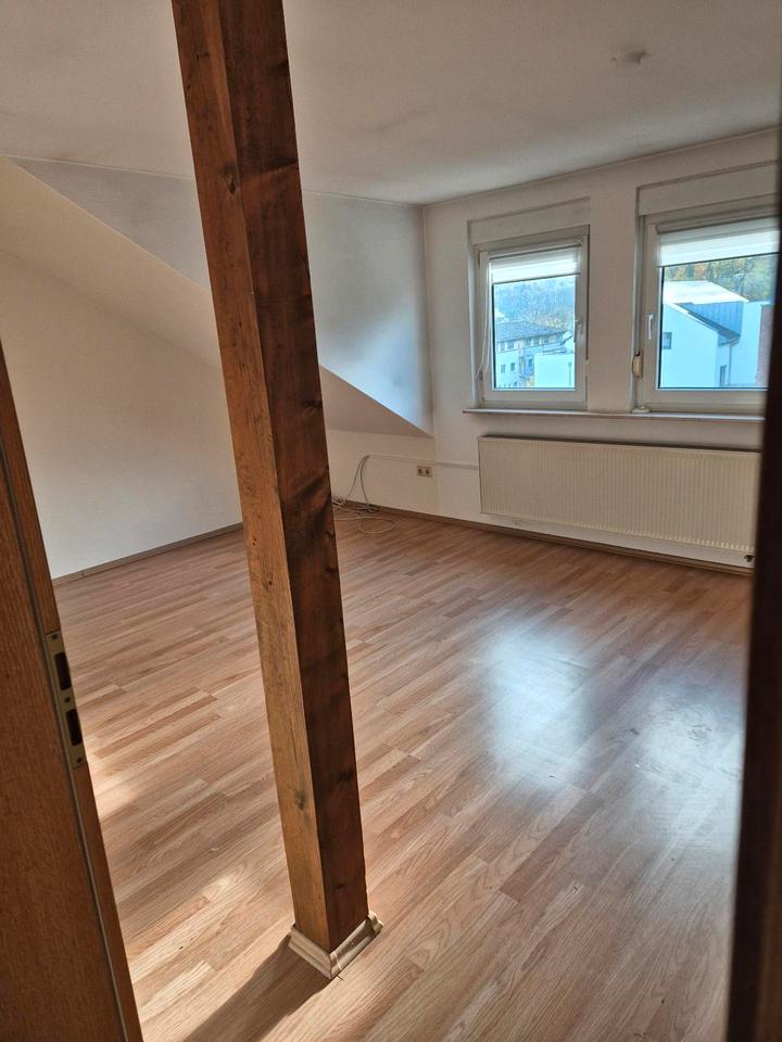 Thumbnail-Dachgeschosswohnung zentral in Wissen