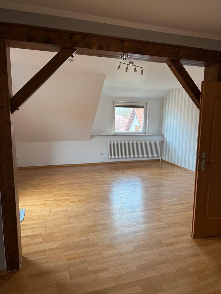 Thumbnail-Helle 4-Zimmer Obergeschoss Wohnung zu vermieten