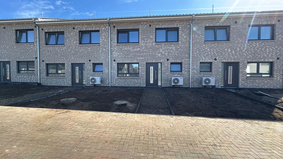 Thumbnail-Reihenmittelhaus Endhaus+ Neubau KFW 40+ QNG ab 01.05.2026