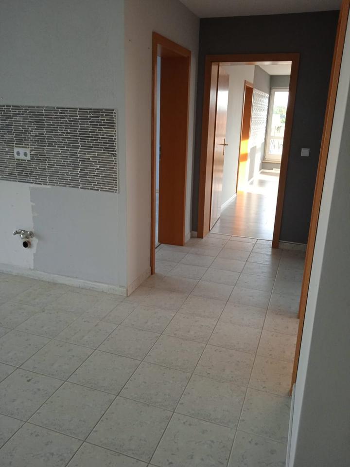 Thumbnail-(807) schöne 3-Raum-Dachgeschosswohnung im Herzen von Penzlin