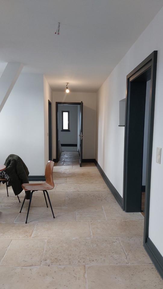 Thumbnail-3 Zimmer Wohnung, Küche, Bad und großzügige Diele