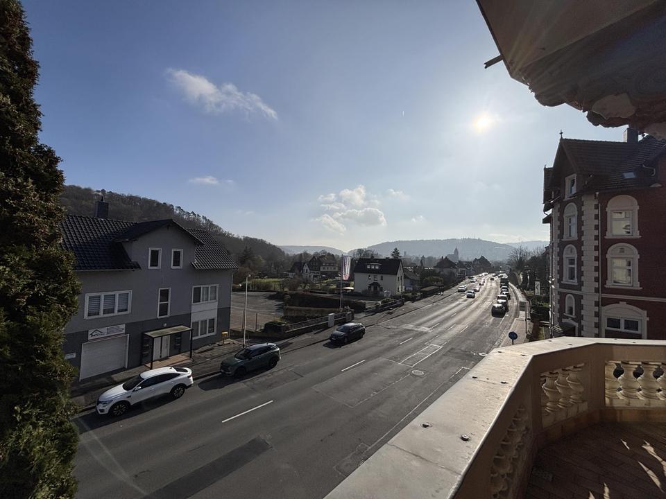 Thumbnail-Lichtdurchflutete Altbauperle mit zwei Balkonen und Wintergarten