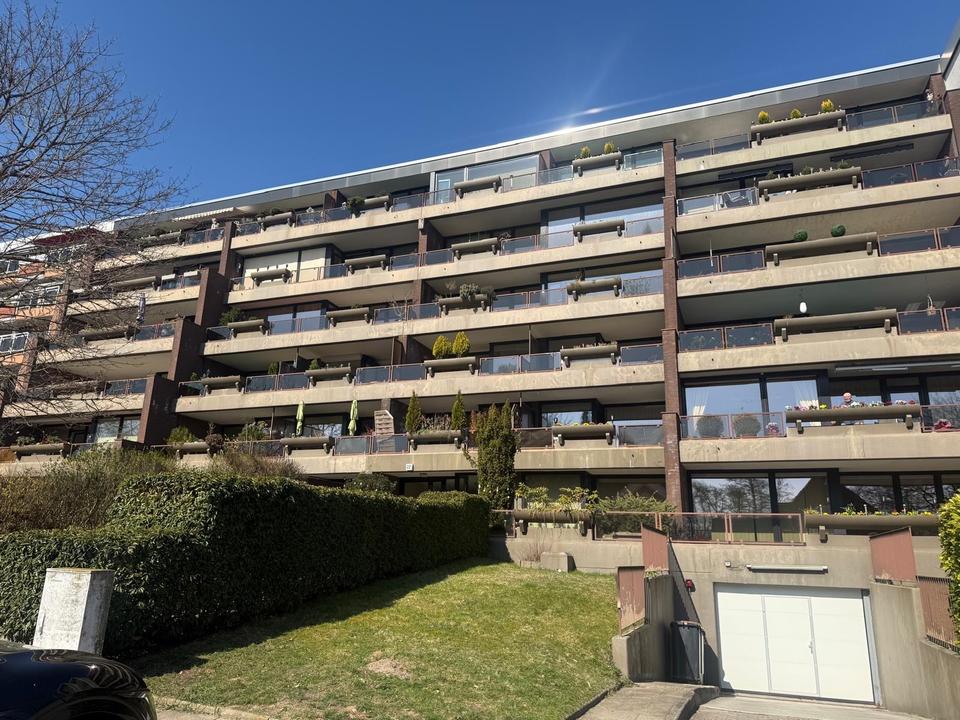 Thumbnail-Oststeinbek3-Zi-Wohnung mit teilüberdachter Dachterrasse und EBK